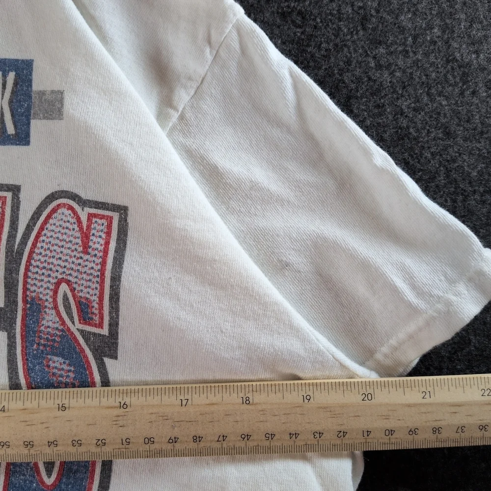New York Yankees Graphic T-Shirt - Picture 8 of 9